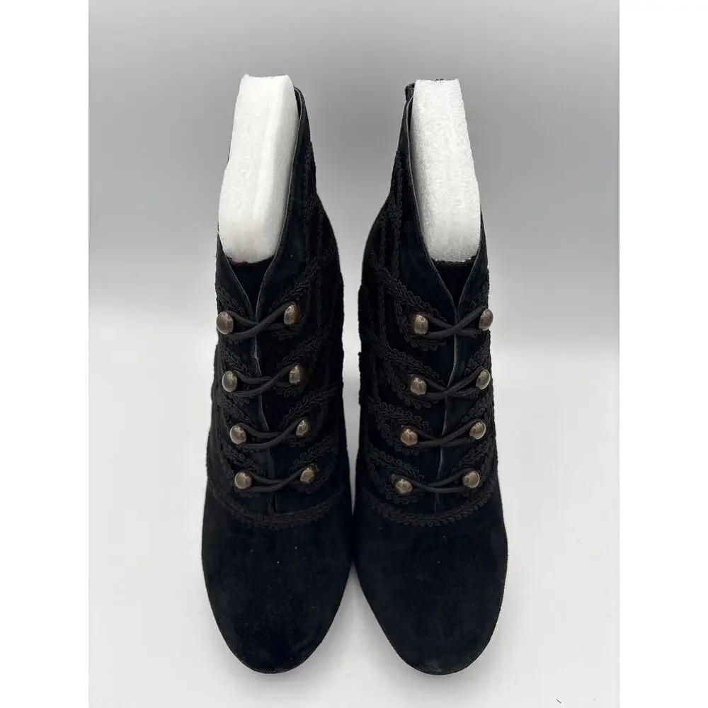 Women’s Seychelles Size 9 Black Suede Heeled Ankle Boots w/ Embroidery.